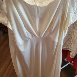 Vintage Elegant Cream Lace Dress Slip